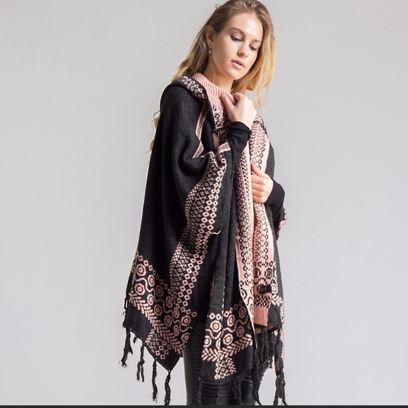 Sale! Fringe Hem Aztec Jacquard Poncho - Picture 3 of 4